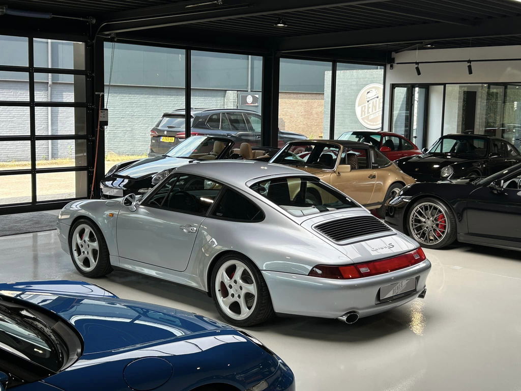 Porsche 993 Carrera 4S