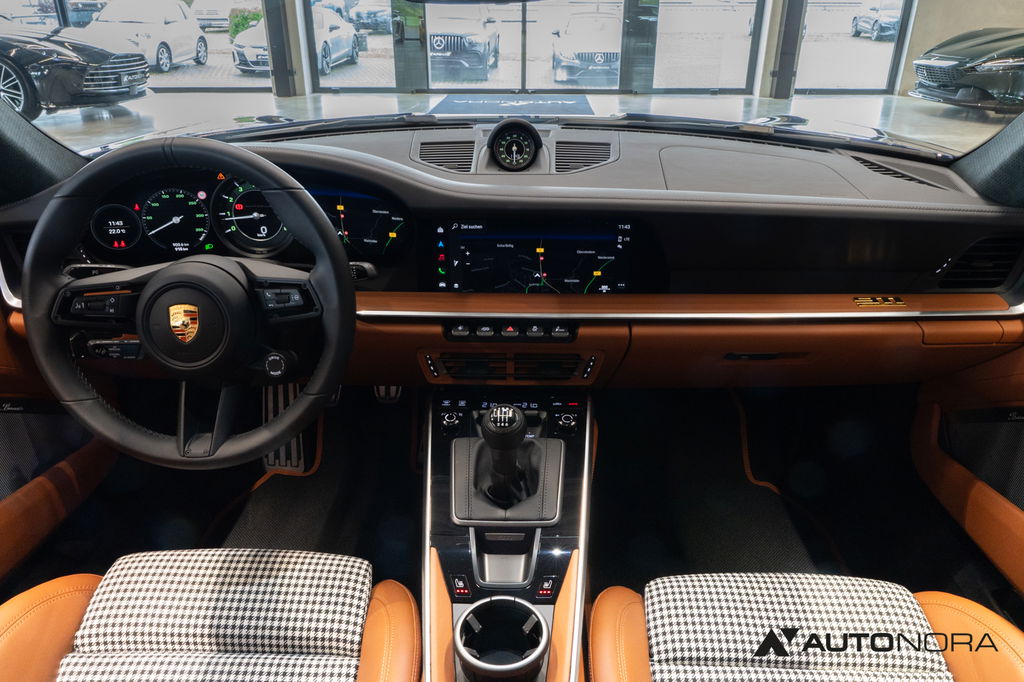 Porsche 992 Sport Classic