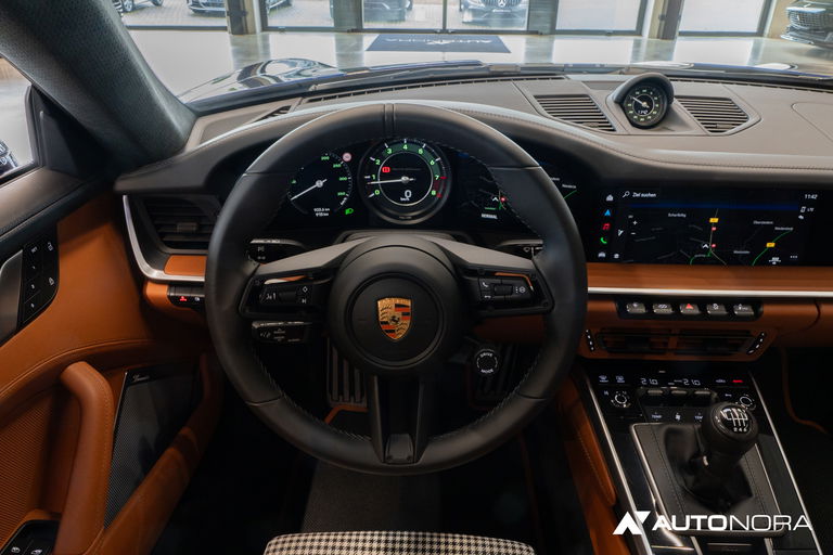 Porsche 992 Sport Classic