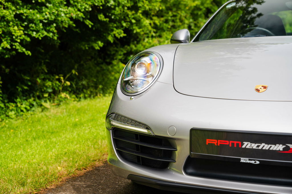 Porsche 991 Carrera