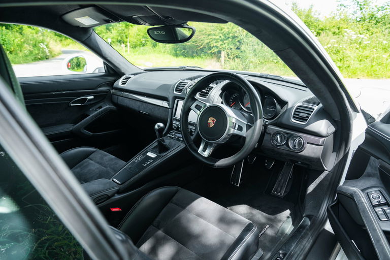 Porsche 981 Cayman GTS