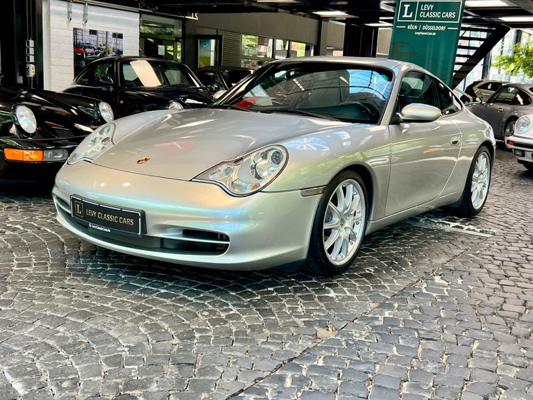 Porsche 996 Carrera