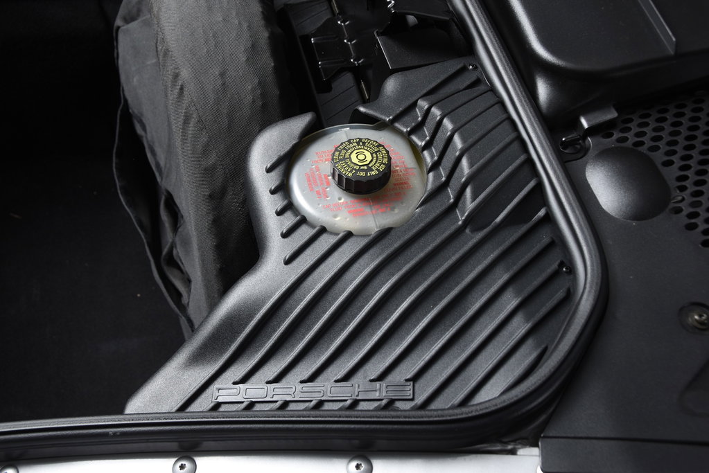 Porsche 996.2 Carrera “40 Jahre 911”