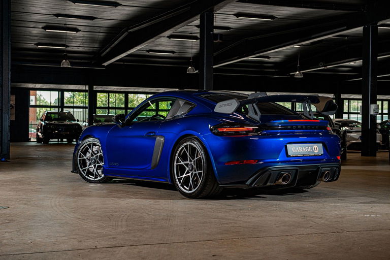 Porsche 718 Cayman GT4 RS