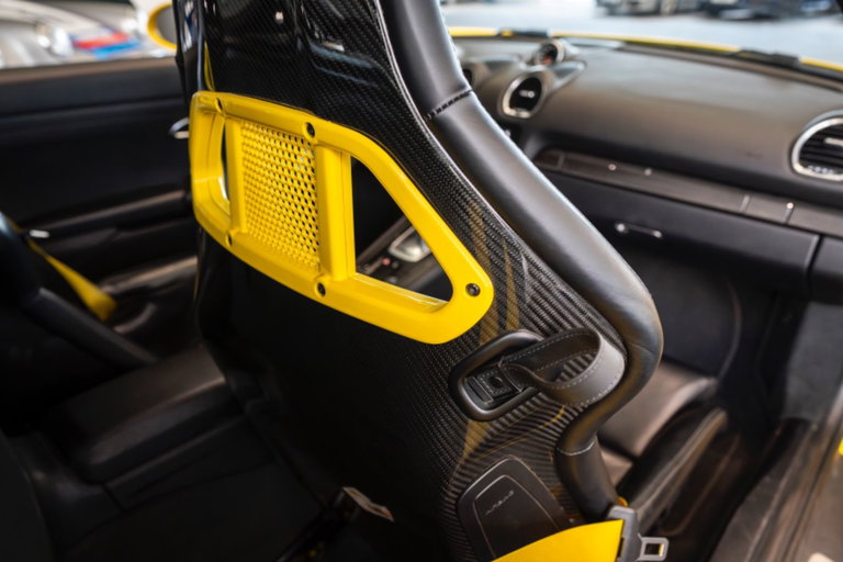 Porsche 718 Cayman S