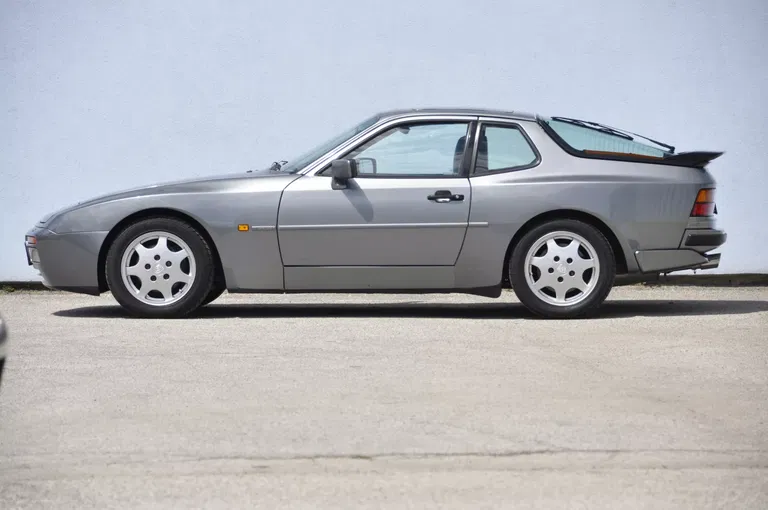 Porsche 944 S2 Coupé
