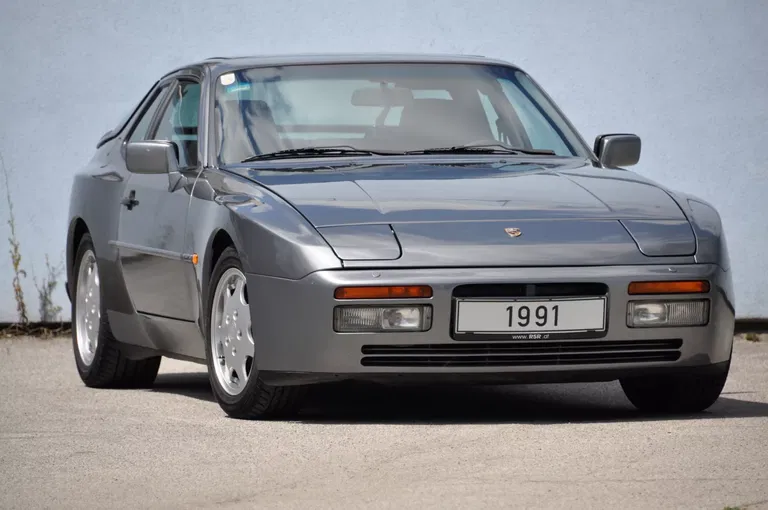 Porsche 944 S2 Coupé