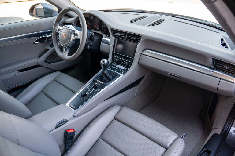 Porsche 991 Carrera 4