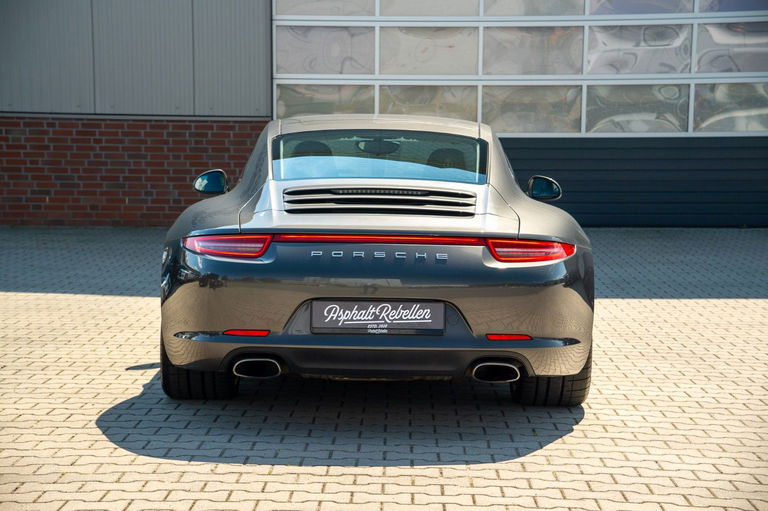 Porsche 991 Carrera 4