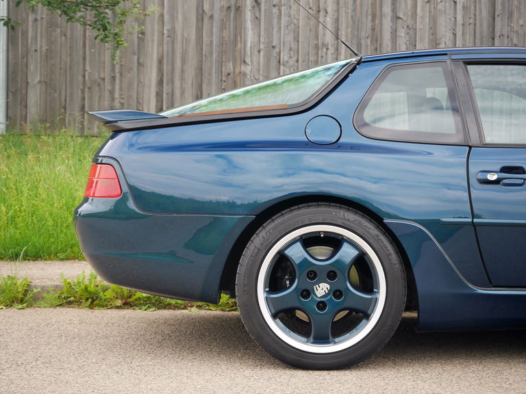 Porsche 968