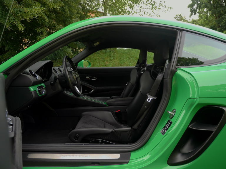 Porsche 718 Cayman GTS 4.0