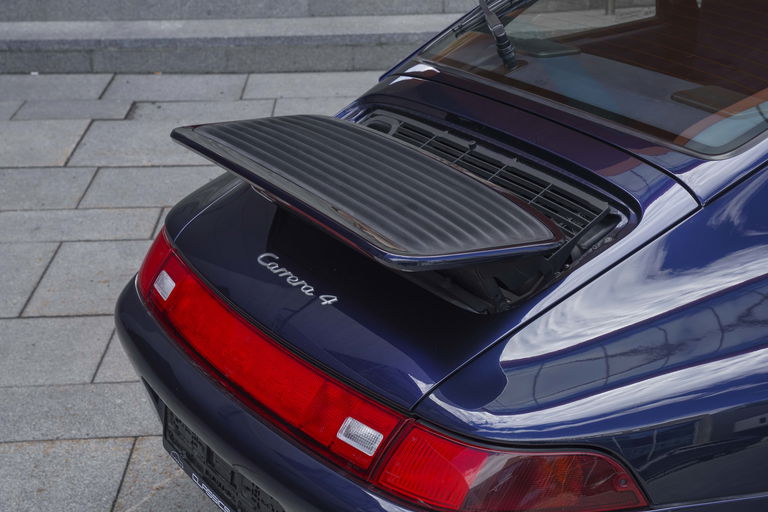 Porsche 993 Carrera 4