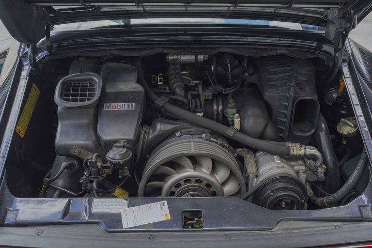 Porsche 993 Carrera 4
