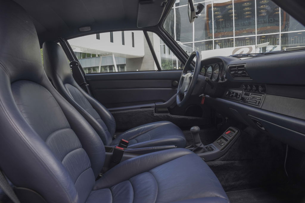 Porsche 993 Carrera 4