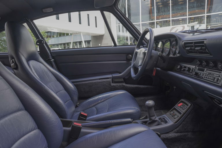 Porsche 993 Carrera 4