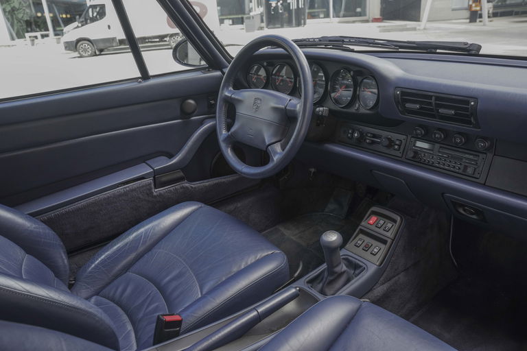 Porsche 993 Carrera 4