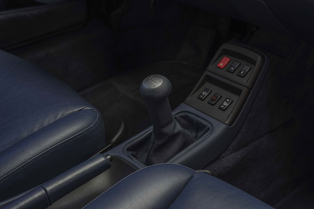 Porsche 993 Carrera 4