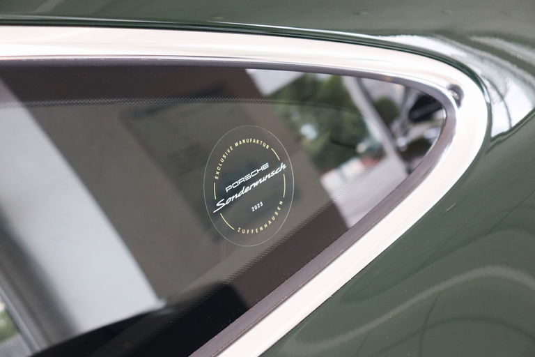 Porsche 992 GT3 Touring