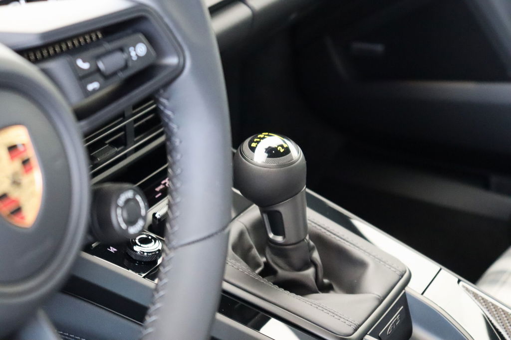 Porsche 992 GT3 Touring