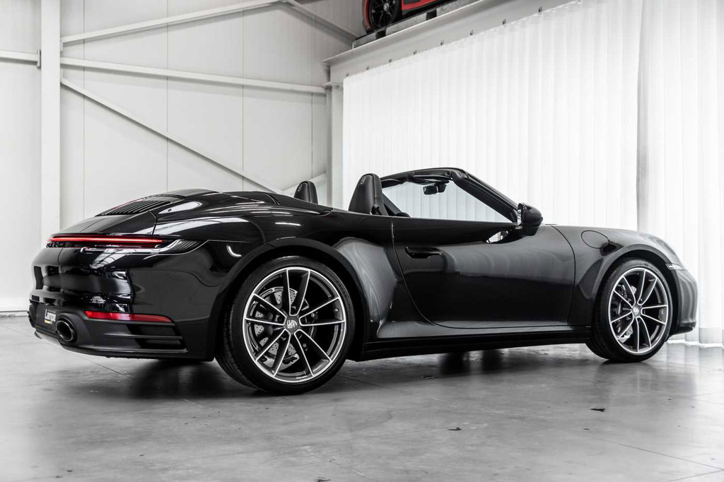 Porsche 992 Carrera