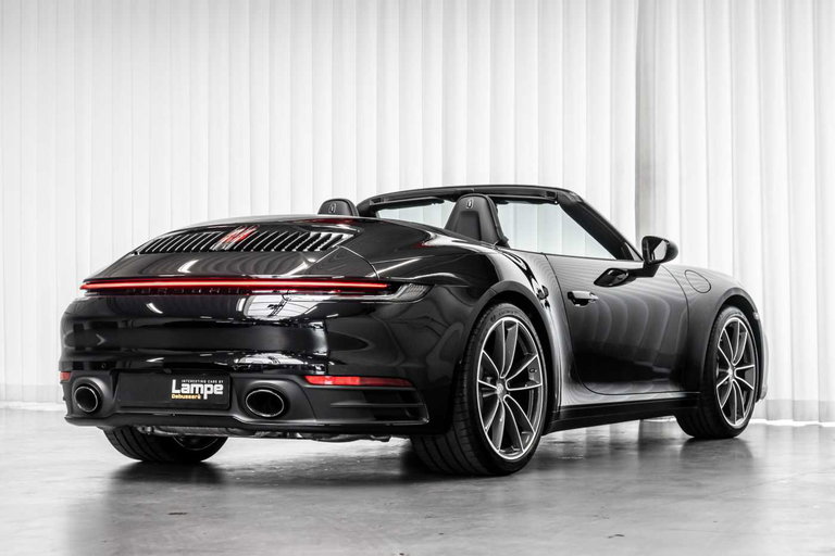 Porsche 992 Carrera