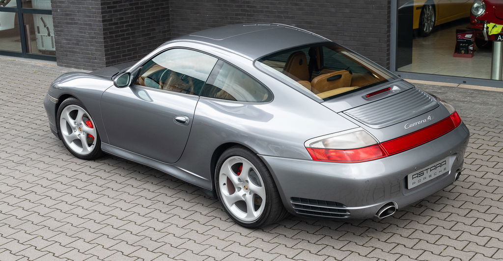 Porsche 996 Carrera 4S