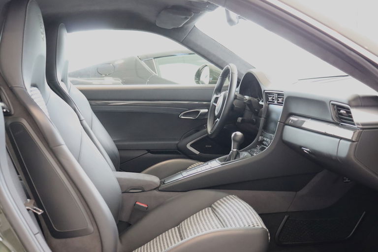 Porsche 991 GT3 Touring