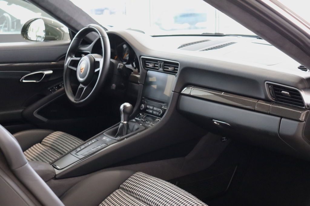 Porsche 991 GT3 Touring