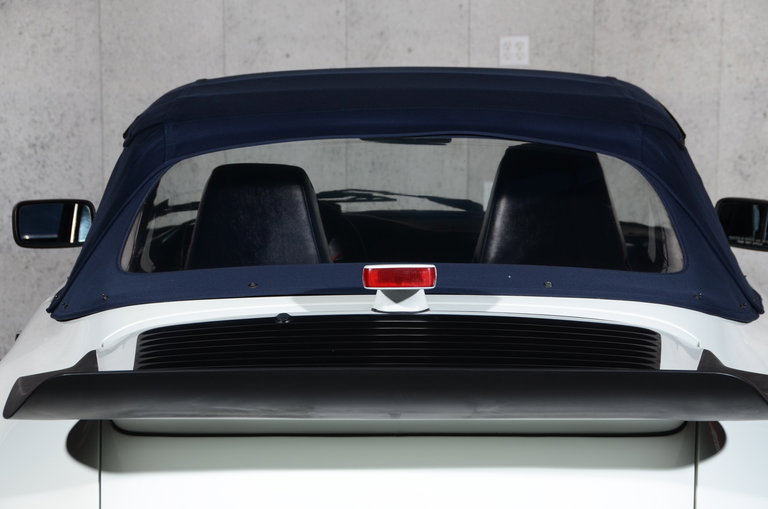 Porsche 911 Carrera 3.2 (US)