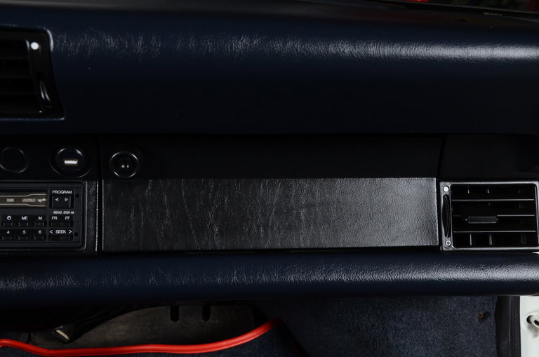 Porsche 911 Carrera 3.2 (US)