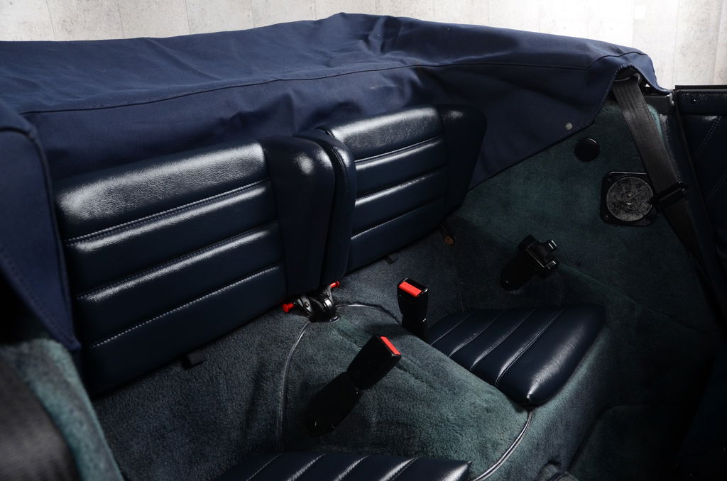 Porsche 911 Carrera 3.2 (US)