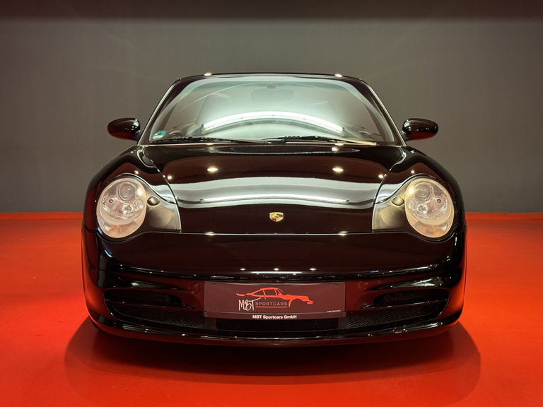 Porsche 996 Carrera 4