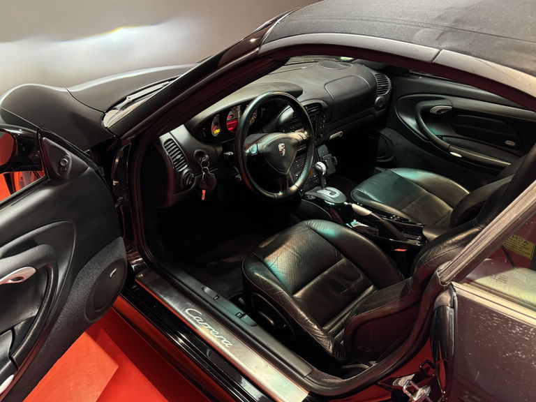 Porsche 996 Carrera 4