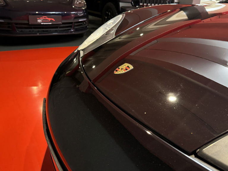 Porsche 996 Carrera 4