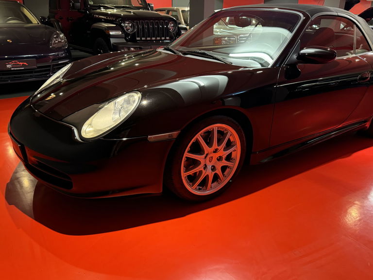 Porsche 996 Carrera 4