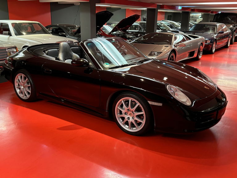 Porsche 996 Carrera 4