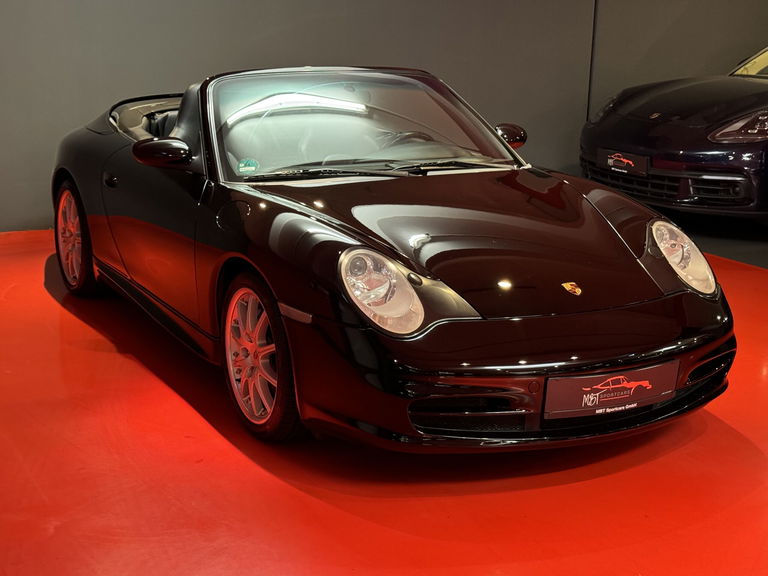 Porsche 996 Carrera 4
