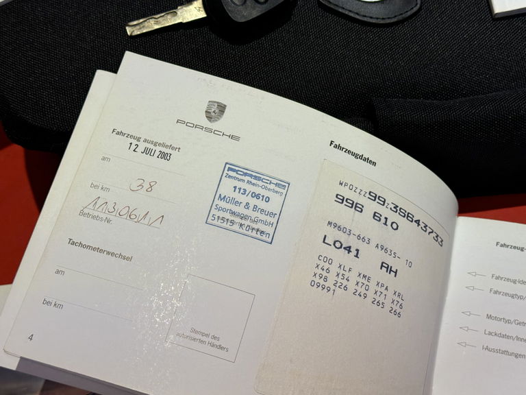 Porsche 996 Carrera 4