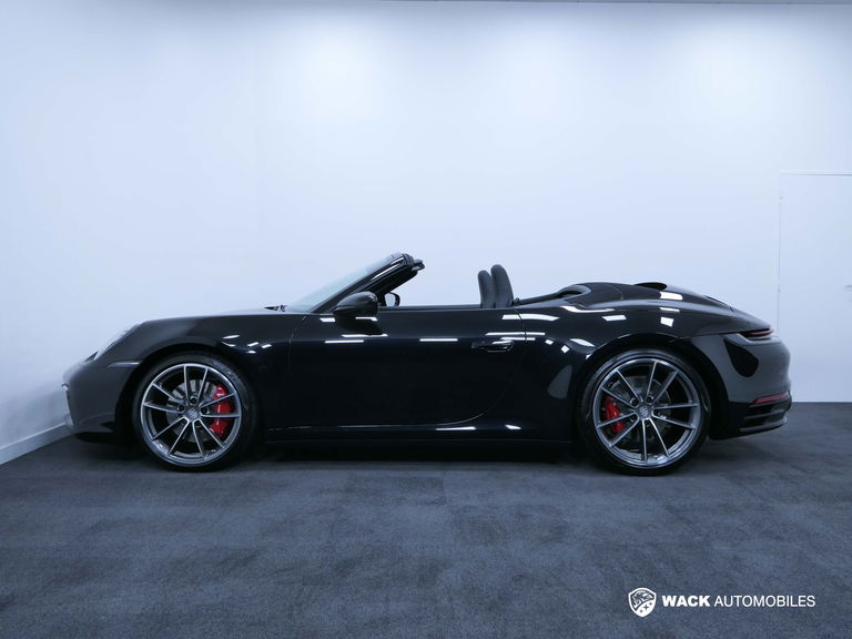 Porsche 992 Carrera 4S