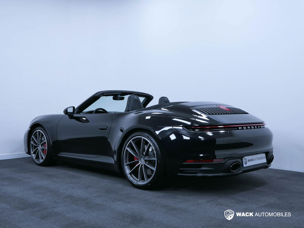 Porsche 992 Carrera 4S