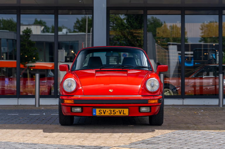 Porsche 911 Carrera 3.2