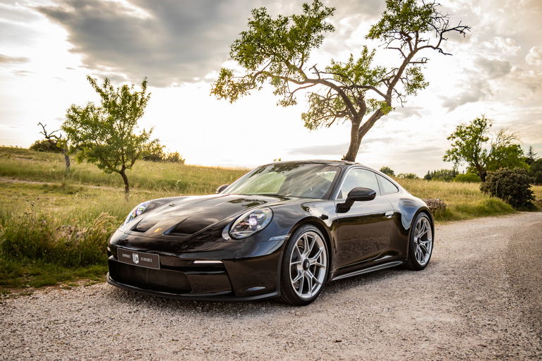 Porsche 992 GT3 Touring