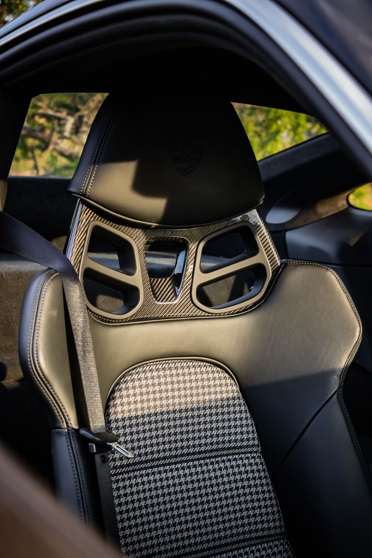 Porsche 992 GT3 Touring