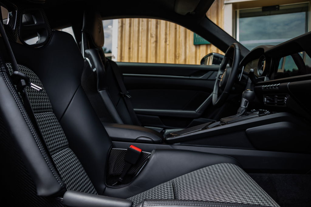 Porsche 992 GT3 Touring