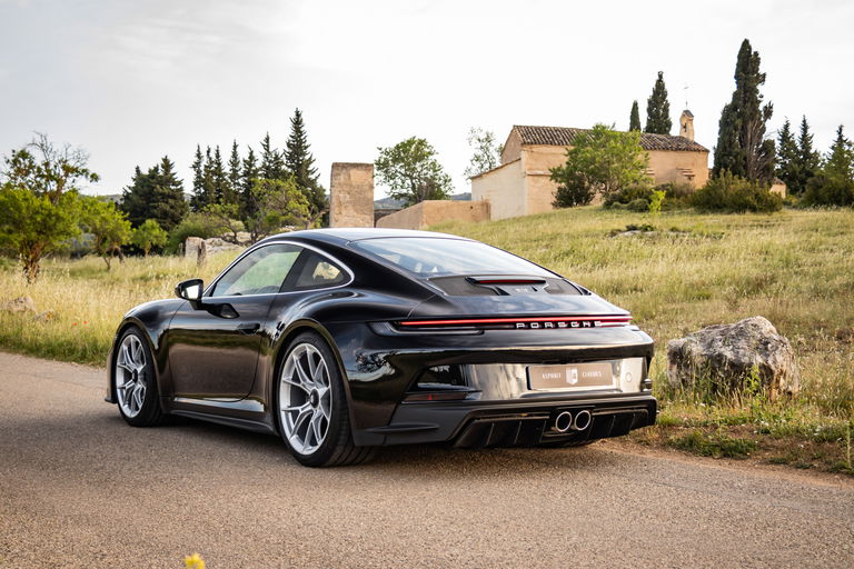 Porsche 992 GT3 Touring