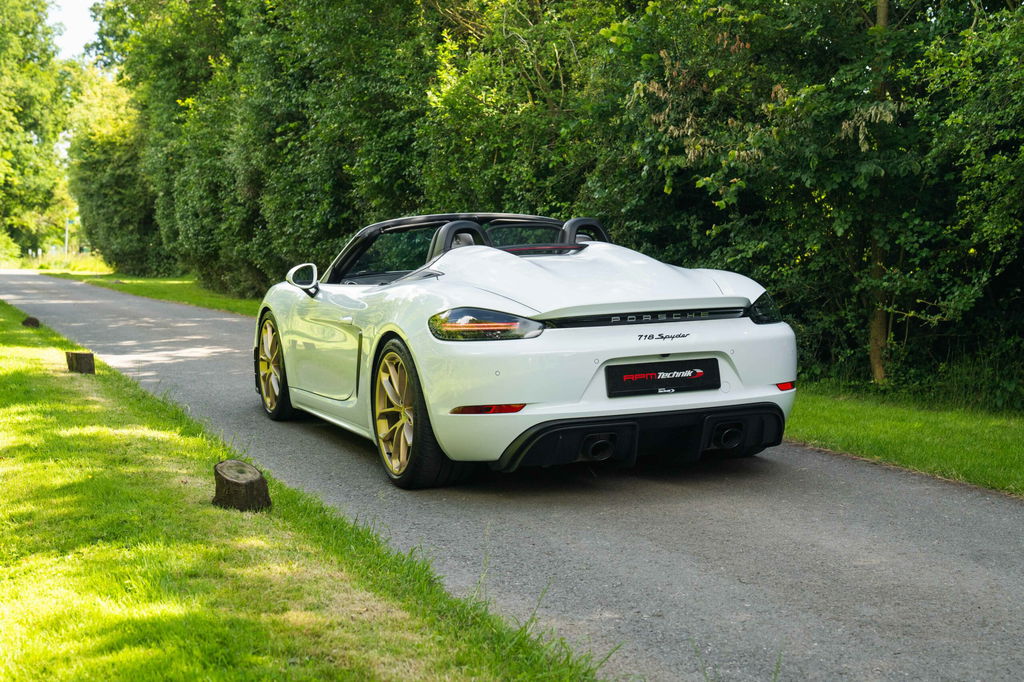 Porsche 718 Spyder