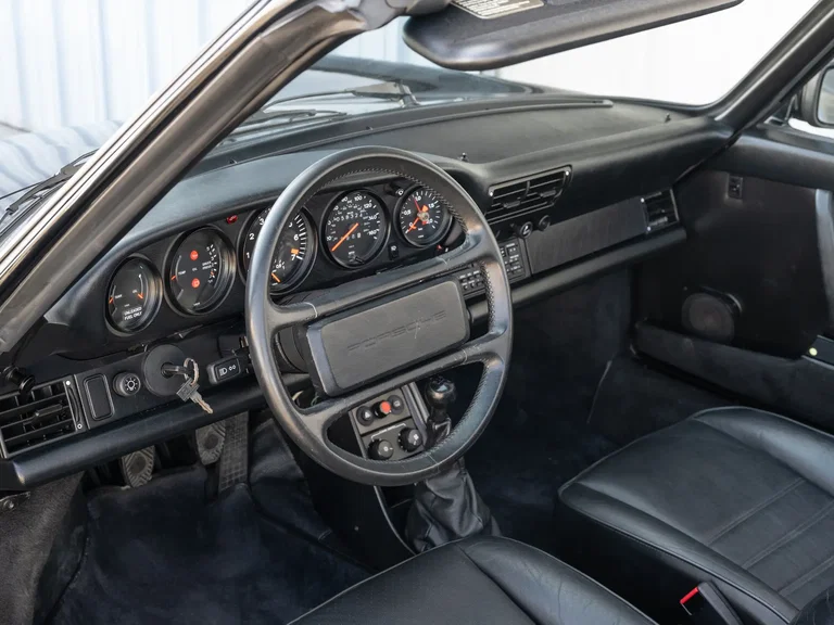 Porsche 911 Turbo 3.3 (US)