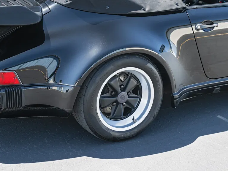 Porsche 911 Turbo 3.3 (US)