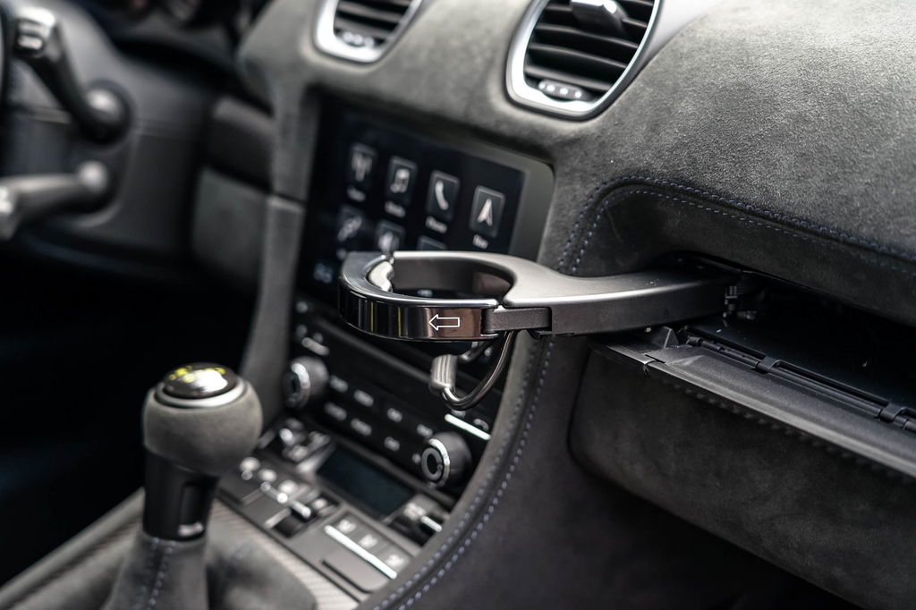 Porsche 718 Cayman GT4 RS