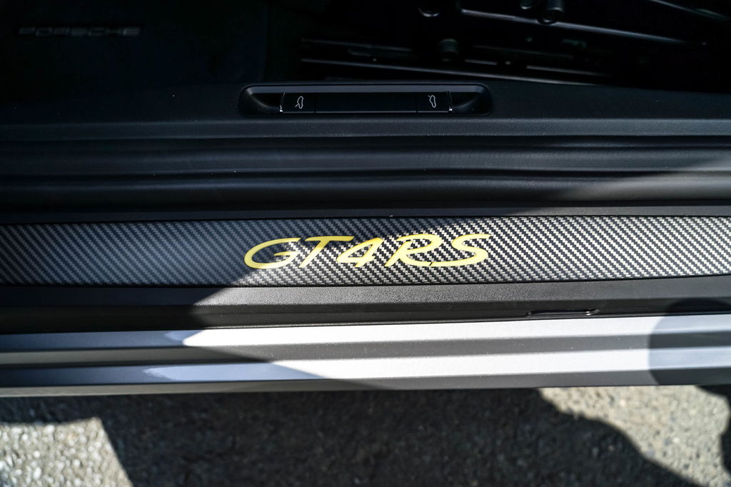 Porsche 718 Cayman GT4 RS